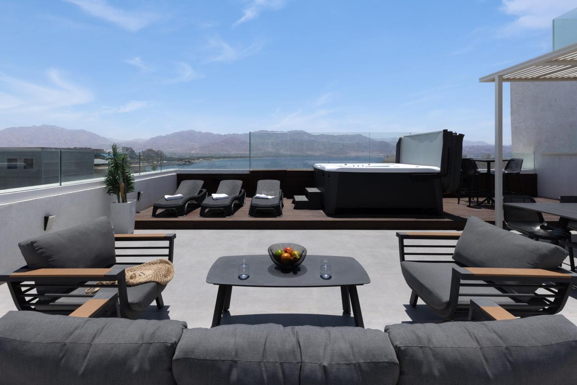 Luxury With Balcony And Jacuzzi At Sea Side By Rently * Eilat